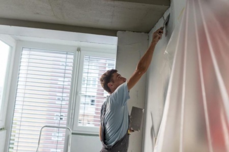 Pose de tapisserie, valorisez vos murs avec style et caract&egrave;re